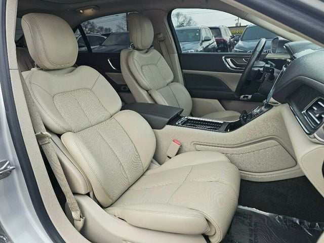 2018 Lincoln Continental Select AWD - 22952063 - 15