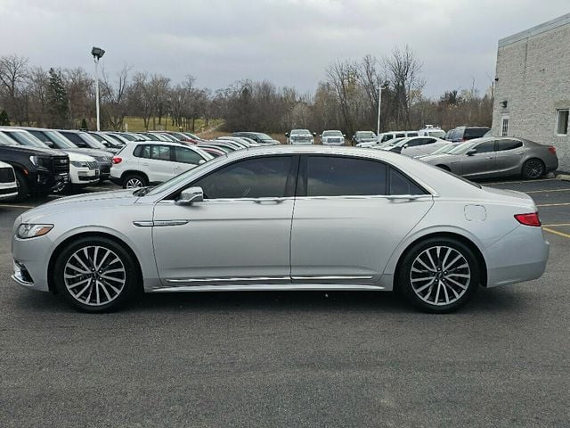2018 Lincoln Continental Select AWD - 22952063 - 16