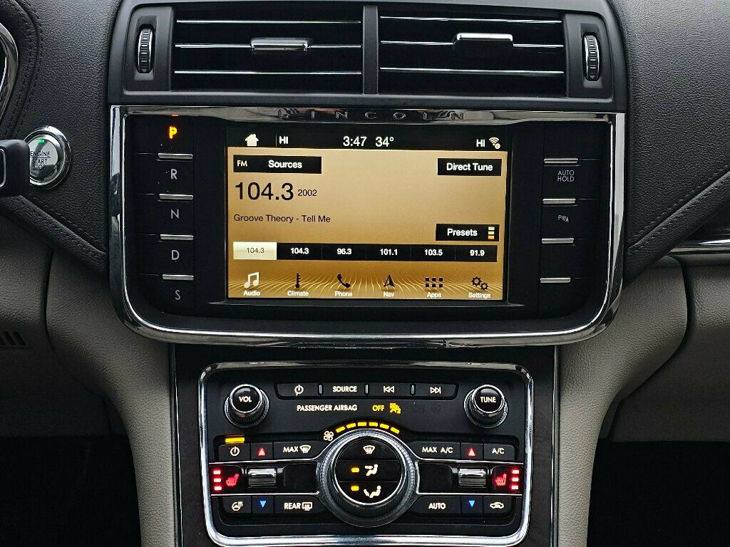 2018 Lincoln Continental Select AWD - 22952063 - 23