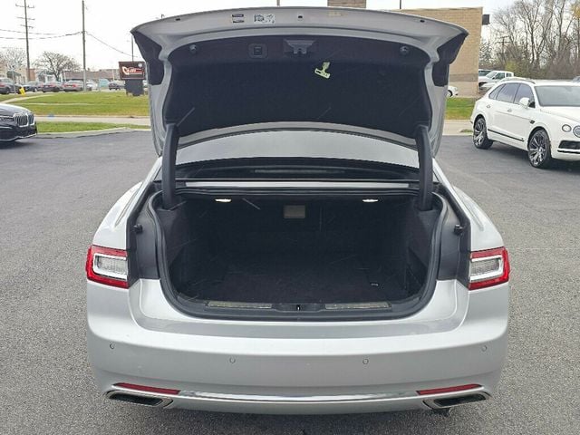 2018 Lincoln Continental Select AWD - 22952063 - 39