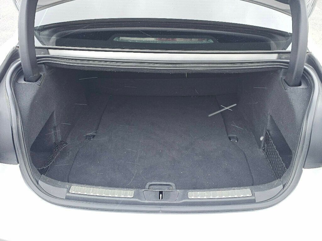 2018 Lincoln Continental Select AWD - 22952063 - 41