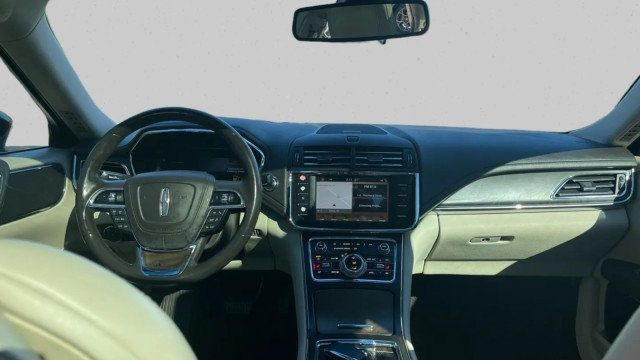 2018 Lincoln Continental Select FWD - 22976950 - 16