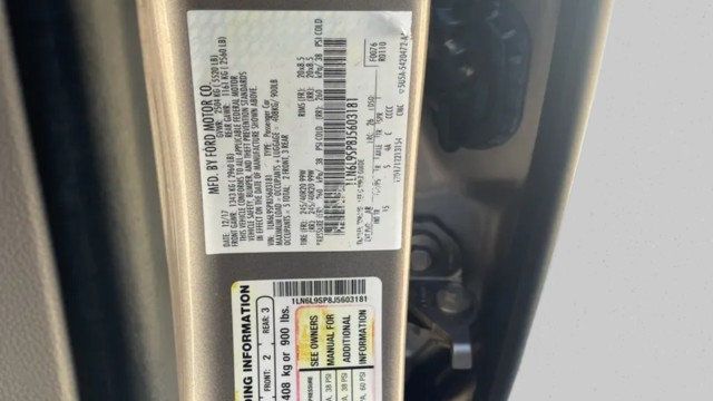 2018 Lincoln Continental Select FWD - 22976950 - 20