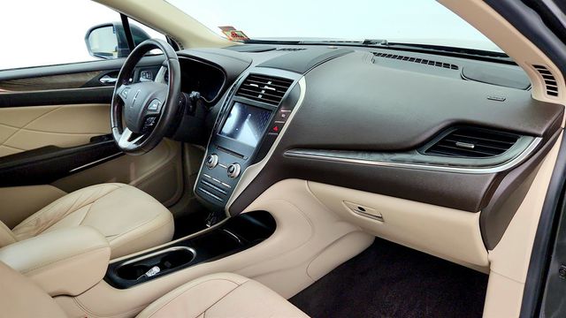 2018 Lincoln MKC Reserve AWD w/ Upgraded Engine, 20'' Wheels & Climate Pkg - 23030411 - 25