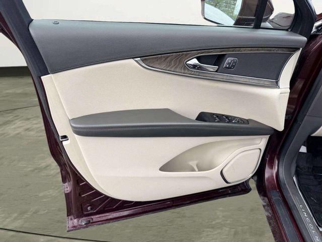 2018 Lincoln MKX Reserve AWD - 23014699 - 10