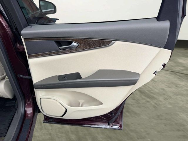 2018 Lincoln MKX Reserve AWD - 23014699 - 19