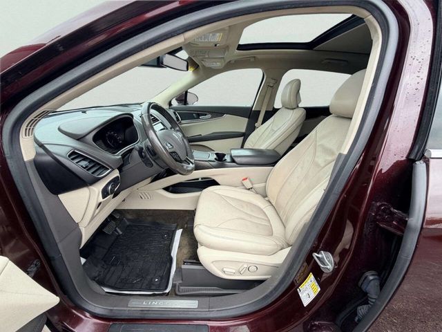 2018 Lincoln MKX Reserve AWD - 23014699 - 25