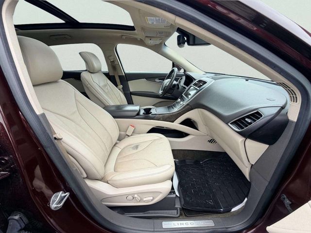 2018 Lincoln MKX Reserve AWD - 23014699 - 26