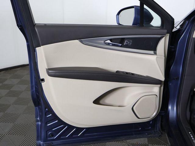 2018 Lincoln MKX Reserve AWD - 22956620 - 26