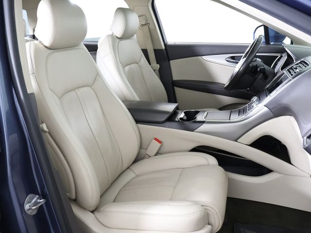 2018 Lincoln MKX Reserve AWD - 22956620 - 35