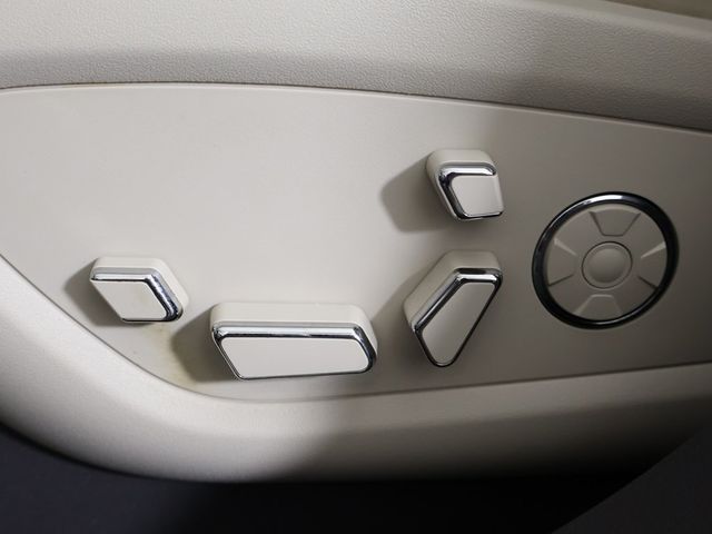 2018 Lincoln MKX Reserve AWD - 22956620 - 36