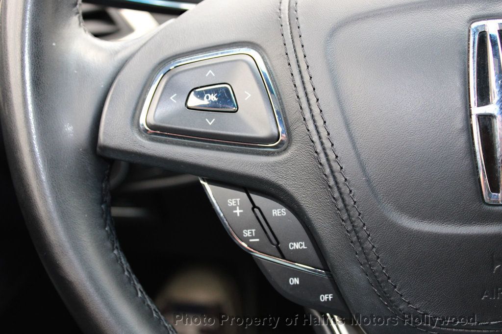 2018 Lincoln MKZ Hybrid Premiere photo 22