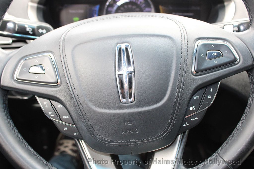 2018 Lincoln MKZ Hybrid Premiere photo 24