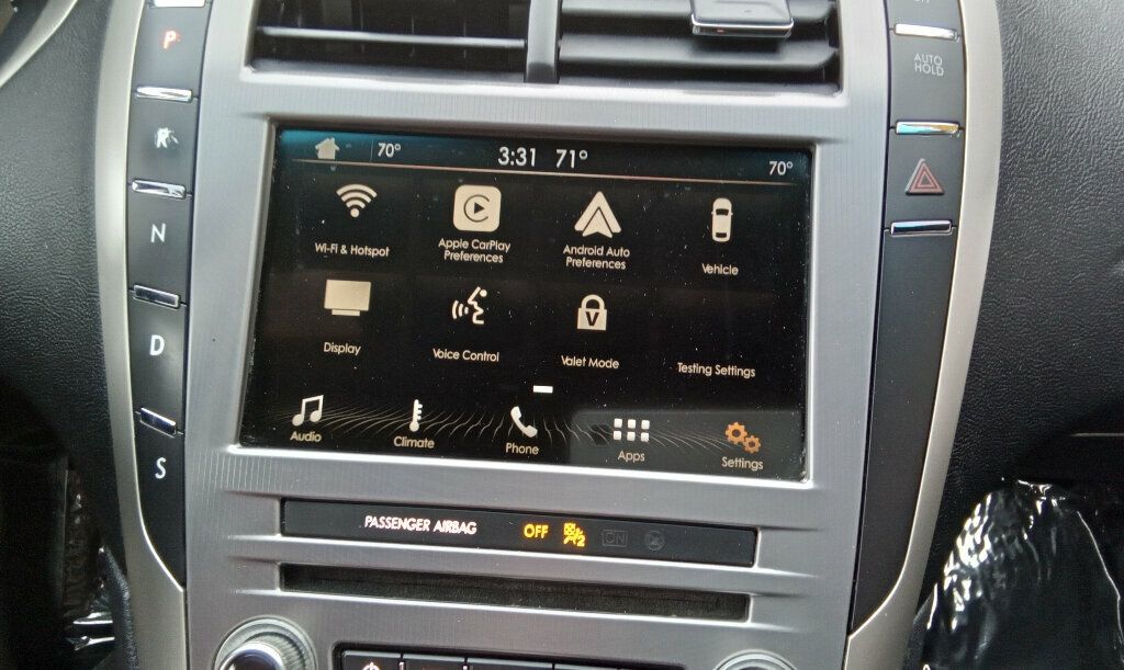 2018 Lincoln MKZ Premiere photo 19