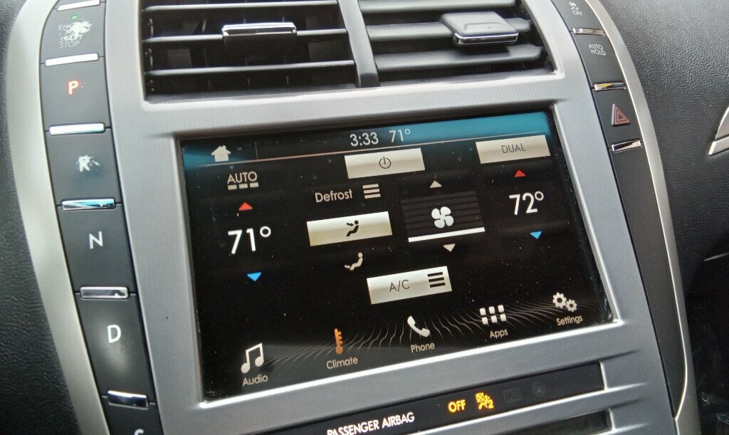 2018 Lincoln MKZ Premiere photo 22