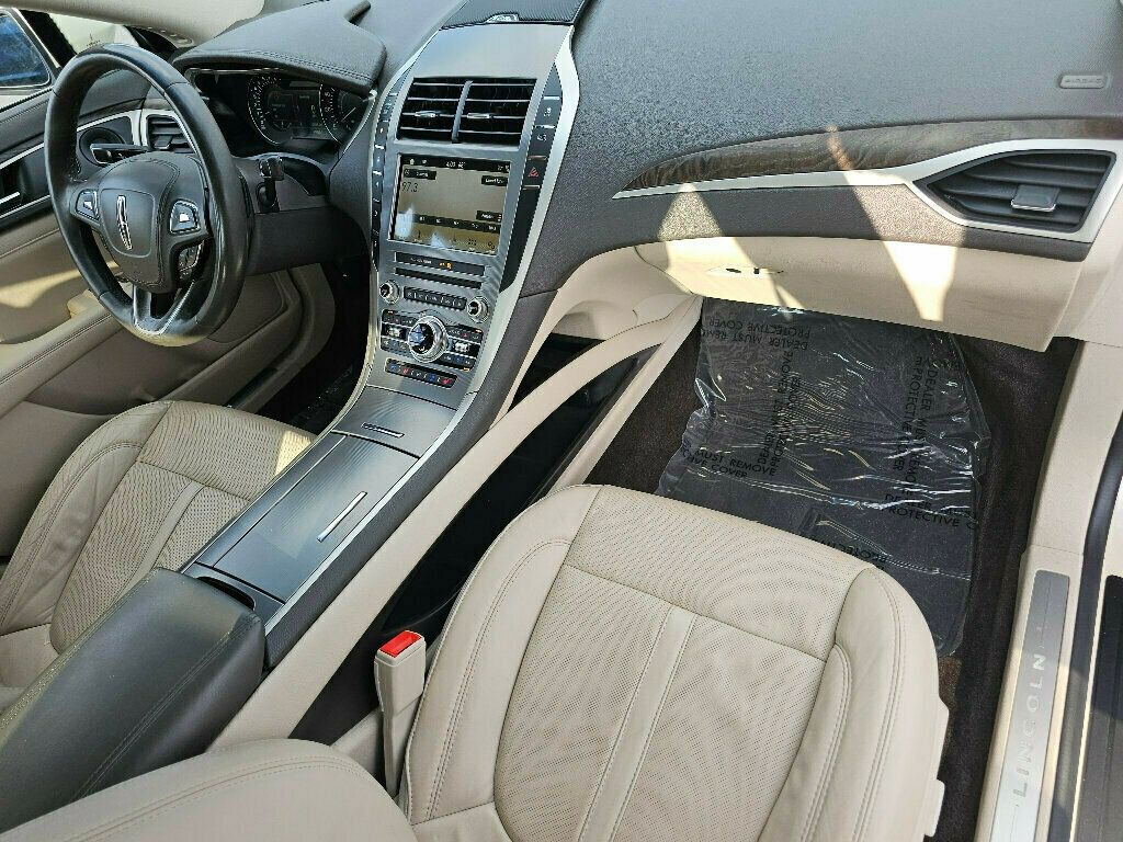2018 Lincoln MKZ Reserve photo 10