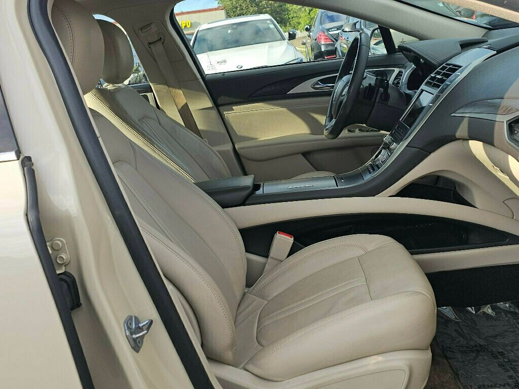 2018 Lincoln MKZ Reserve photo 14