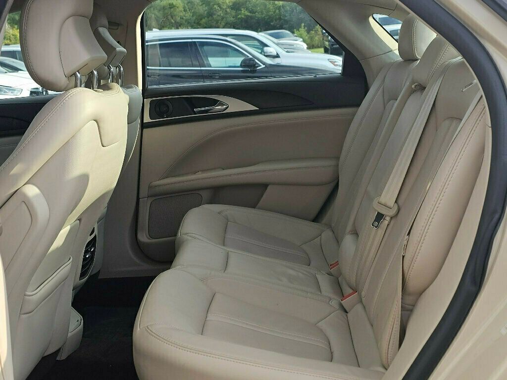 2018 Lincoln MKZ Reserve photo 19