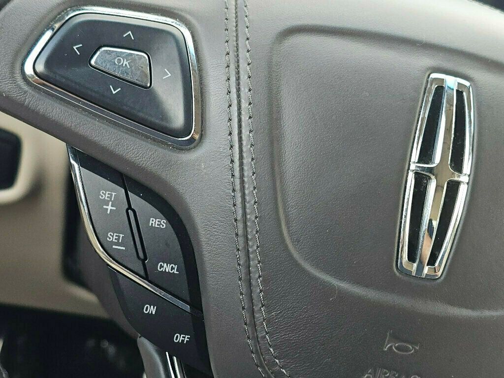 2018 Lincoln MKZ Reserve photo 23
