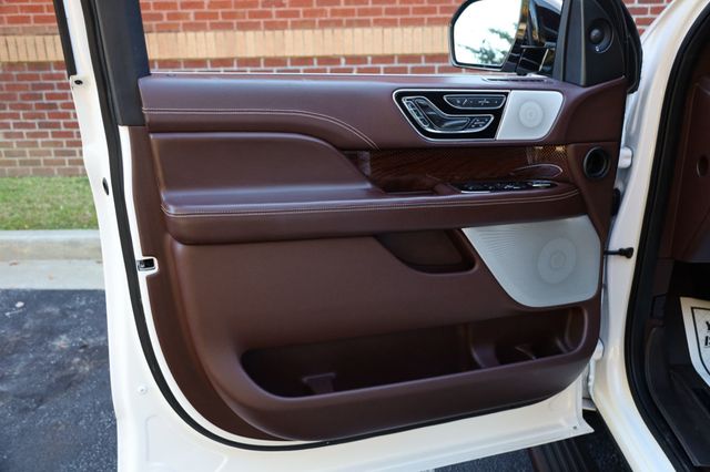 2018 Lincoln Navigator 4x4 Black Label - 22939523 - 9