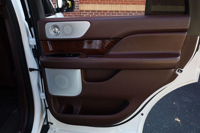 2018 Lincoln Navigator 4x4 Black Label - 22939523 - 14