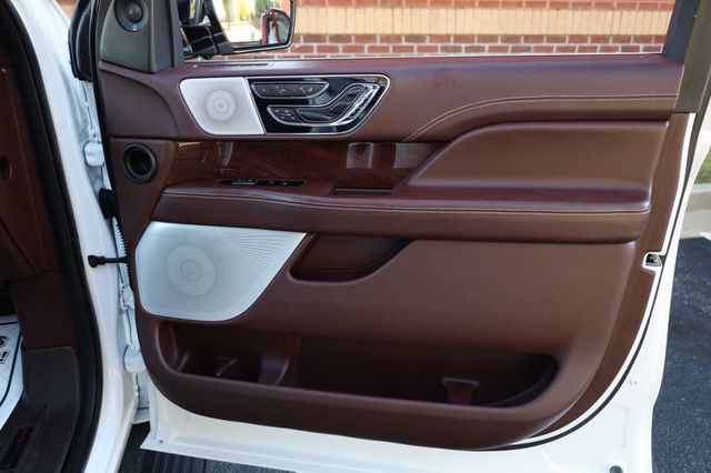 2018 Lincoln Navigator 4x4 Black Label - 22939523 - 15