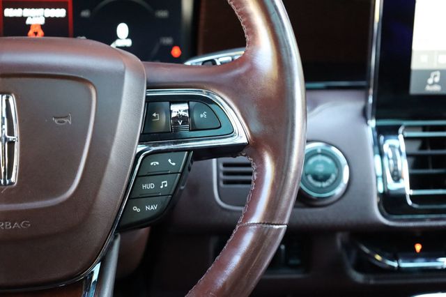 2018 Lincoln Navigator 4x4 Black Label - 22939523 - 28