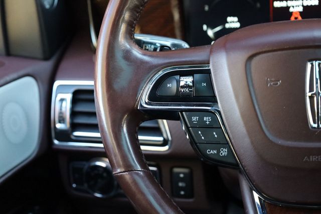 2018 Lincoln Navigator 4x4 Black Label - 22939523 - 29