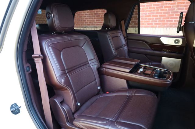 2018 Lincoln Navigator 4x4 Black Label - 22939523 - 46