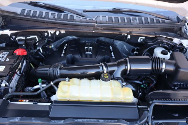 2018 Lincoln Navigator 4x4 Black Label - 22939523 - 50