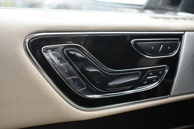 2018 Lincoln Navigator 4x4 Reserve - 22935859 - 15