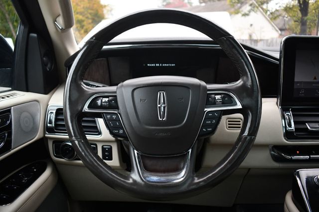 2018 Lincoln Navigator 4x4 Reserve - 22935859 - 17