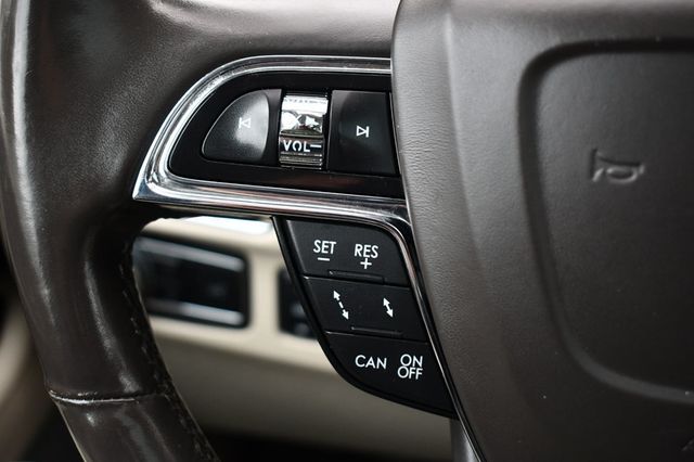 2018 Lincoln Navigator 4x4 Reserve - 22935859 - 19
