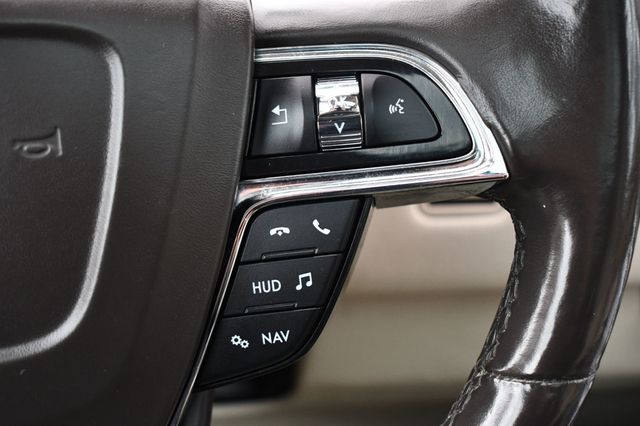 2018 Lincoln Navigator 4x4 Reserve - 22935859 - 20