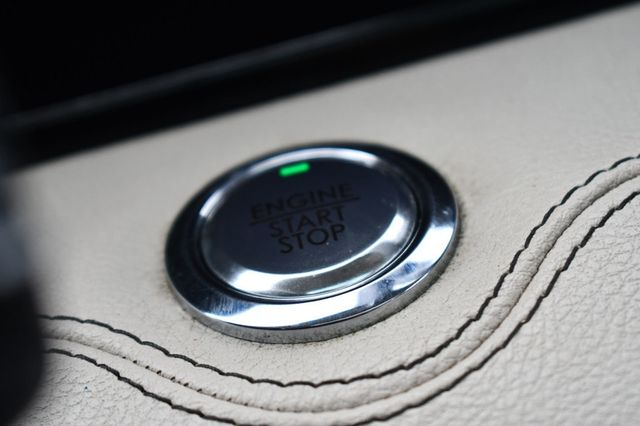 2018 Lincoln Navigator 4x4 Reserve - 22935859 - 39