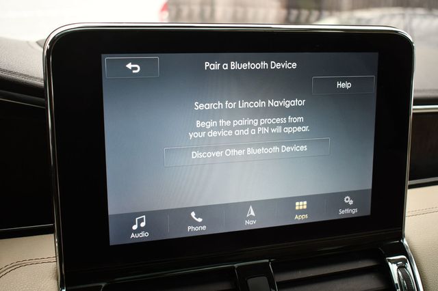 2018 Lincoln Navigator 4x4 Reserve - 22935859 - 41