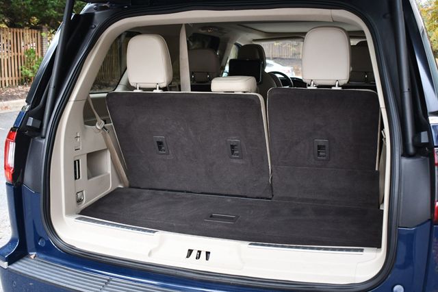 2018 Lincoln Navigator 4x4 Reserve - 22935859 - 7