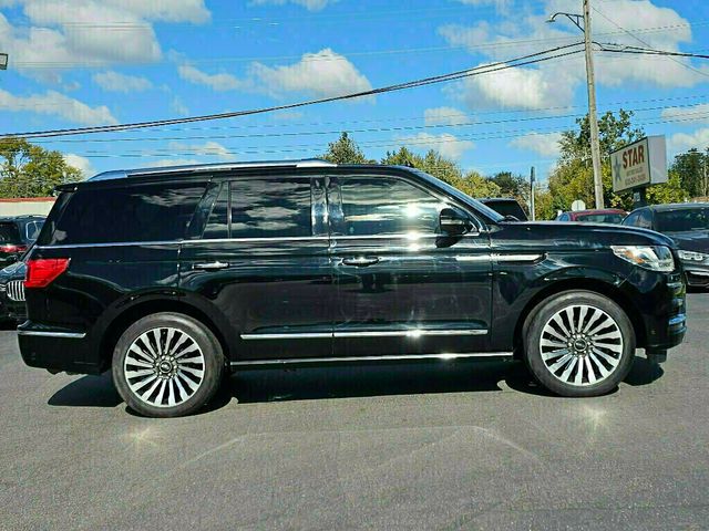 2018 Lincoln Navigator 4x4 Reserve - 22934211 - 17