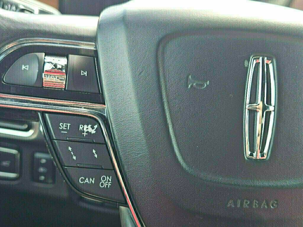 2018 Lincoln Navigator 4x4 Reserve - 22934211 - 25