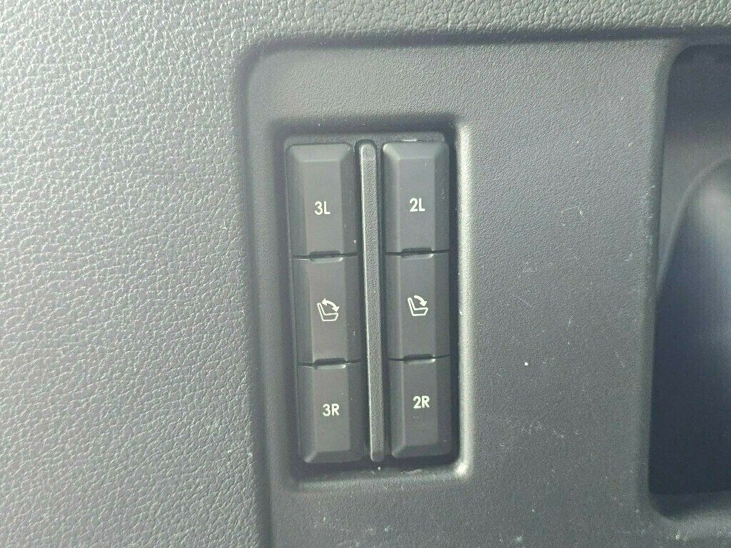 2018 Lincoln Navigator 4x4 Reserve - 22934211 - 37