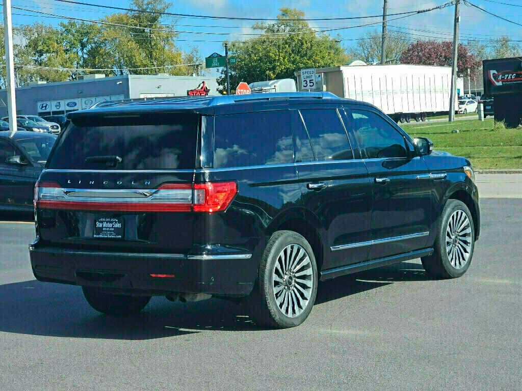 2018 Lincoln Navigator 4x4 Reserve - 22934211 - 8