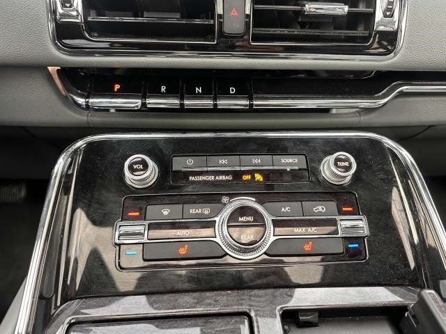 2018 Lincoln Navigator 4x4 Select - 22373049 - 18