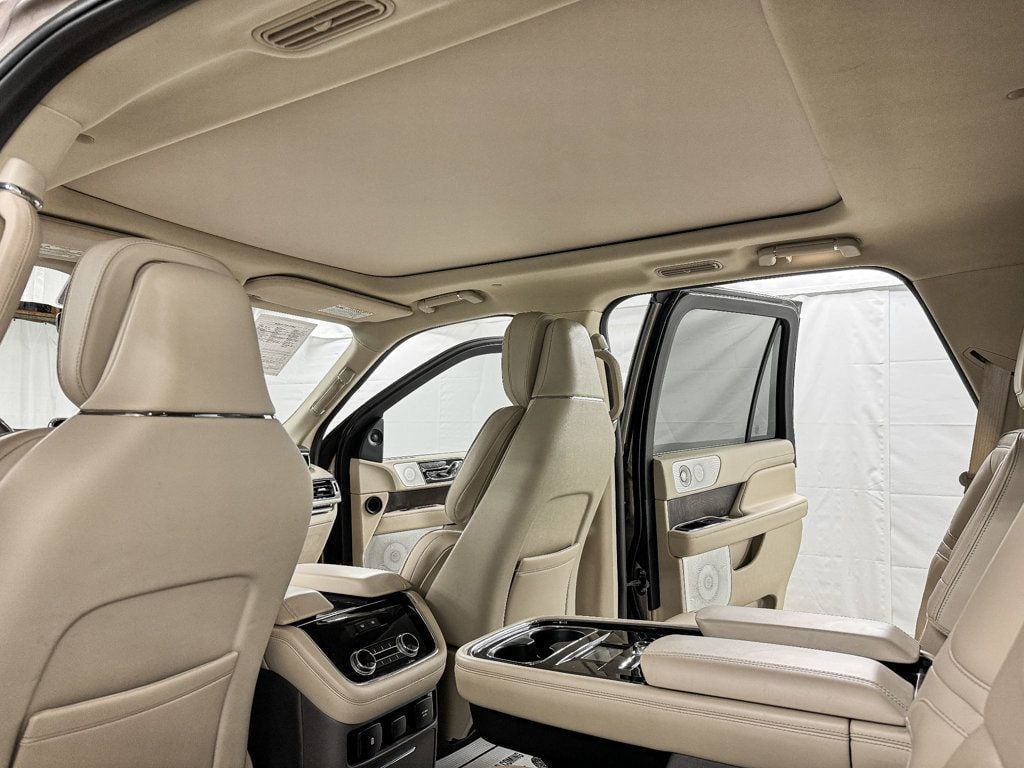 2018 Lincoln Navigator RESERVE 4WD - 22935522 - 13