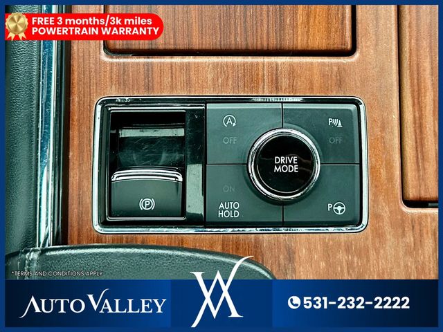 2018 Lincoln Navigator Reserve Sport Utility 4D - 22959196 - 37