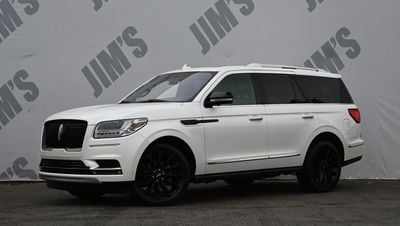 2018 Lincoln Navigator - 5LMJJ2HTXJEL03487