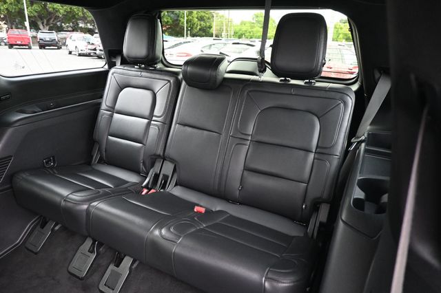 2018 Lincoln Navigator Select - 23027692 - 16