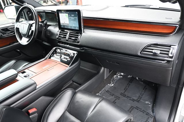 2018 Lincoln Navigator Select - 23027692 - 8