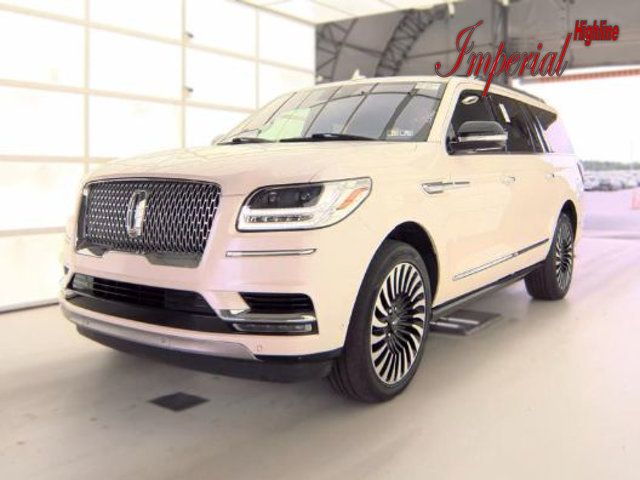 2018 Lincoln Navigator L 4x4 Reserve - 23040066 - 0