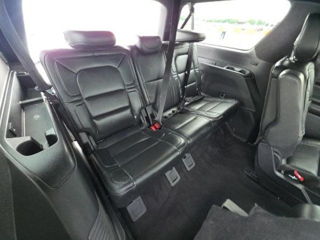2018 Lincoln Navigator L 4x4 Reserve - 23040066 - 9
