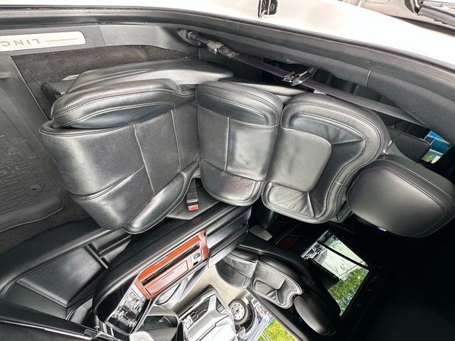 2018 Lincoln Navigator L 4x4 Reserve - 23022169 - 13